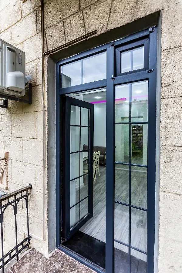 Apartment Close To Izmir Park Баку Азербайджан