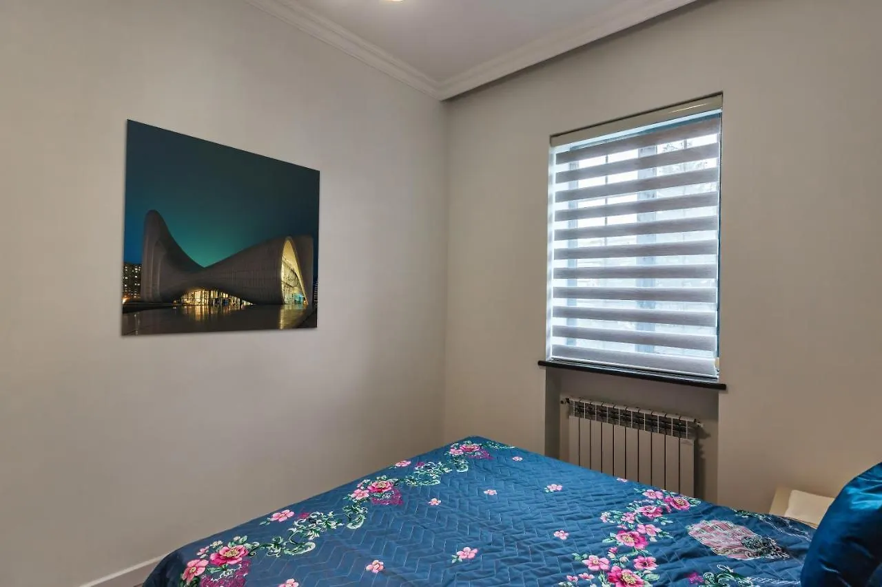 Apartment Close To Izmir Park Baku